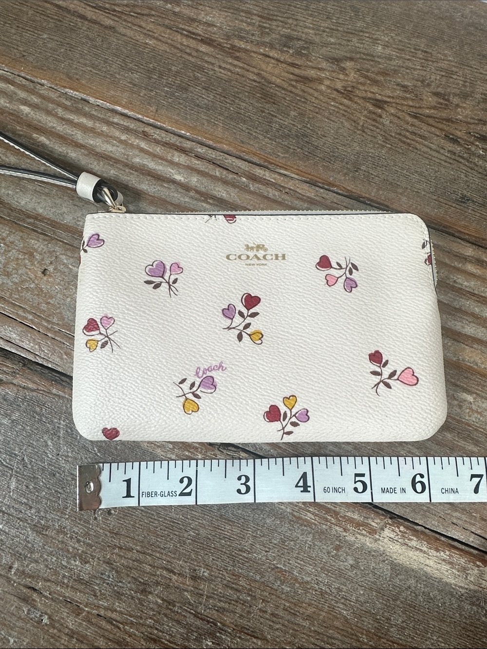 Coach Cream Wristlet with Multicolor Floral Hearts - Picture 4 of 6